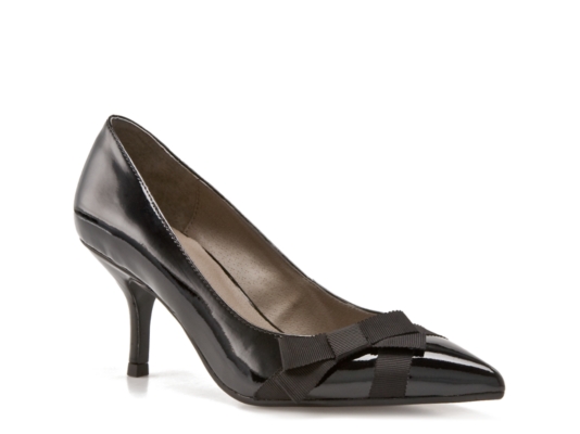 Levity Sacre Pump