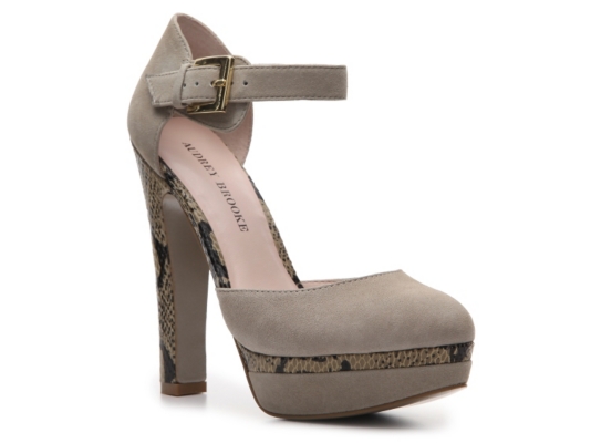 Audrey Brooke Karina Pump