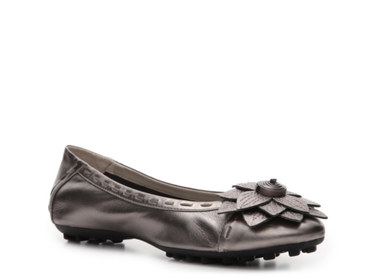 Adrienne Vittadini Twiggy 2 Flat