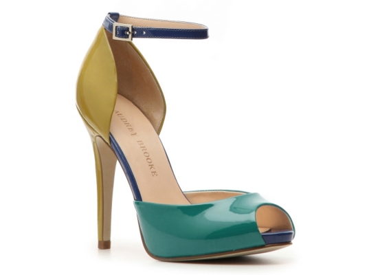 Audrey Brooke Beauty Pump