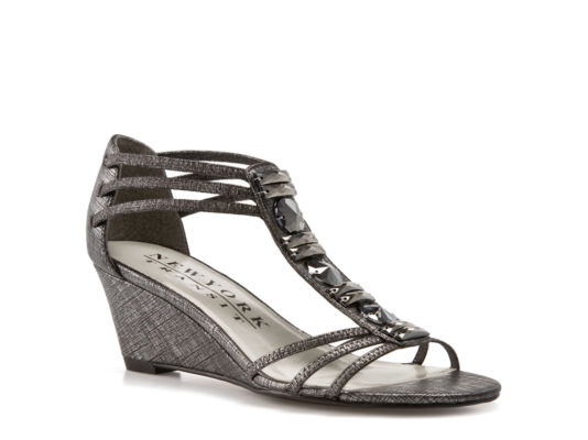 New York Transit Great Moment Wedge Sandal