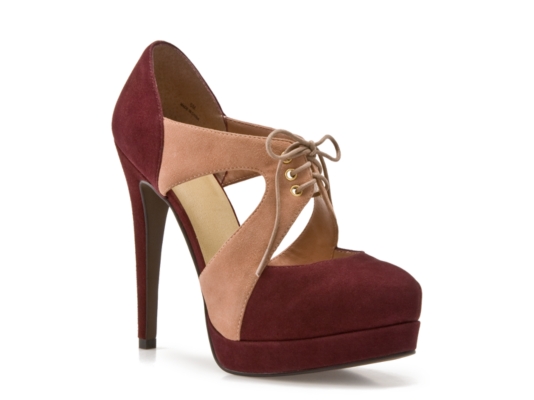 Levity Thelma Pump