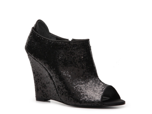 Nina Yaneli Glitter Bootie