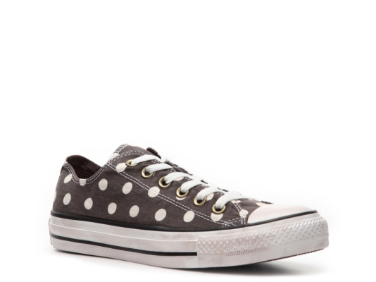 converse polka dot shoes