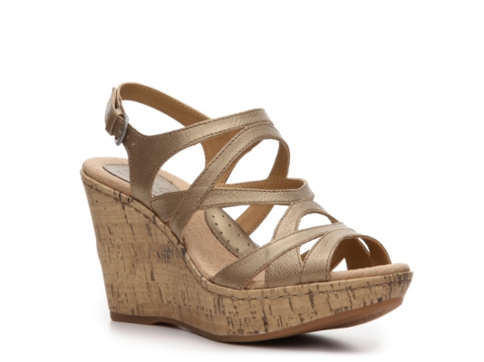 b.o.c Women's Bryleigh Wedge Sandal