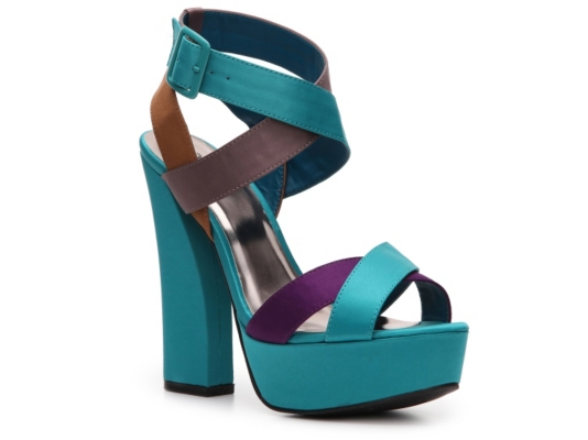 Qupid Honor-11 Sandal