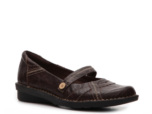 Clarks Women's Nikki Capital Mary Jane