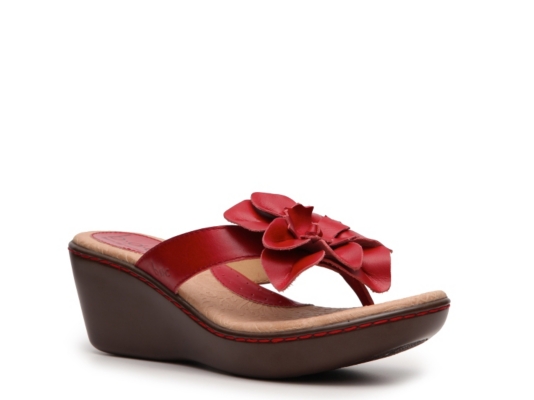 b.o.c Women's Oleander Wedge Sandal