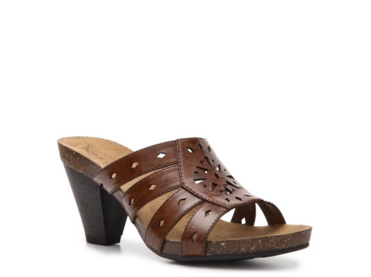 Naturalizer Eunice Sandal