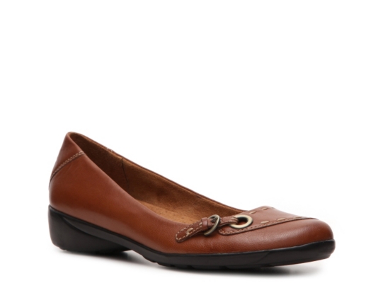 Naturalizer Neman Flat