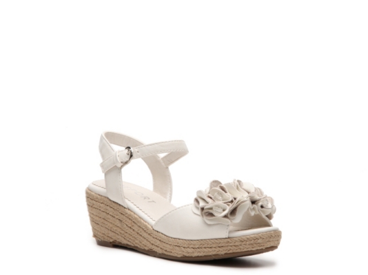 Report Maylin Girls' Youth Dress Sandal