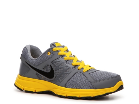 Nike Air Relentless Lightweight Running Shoe
