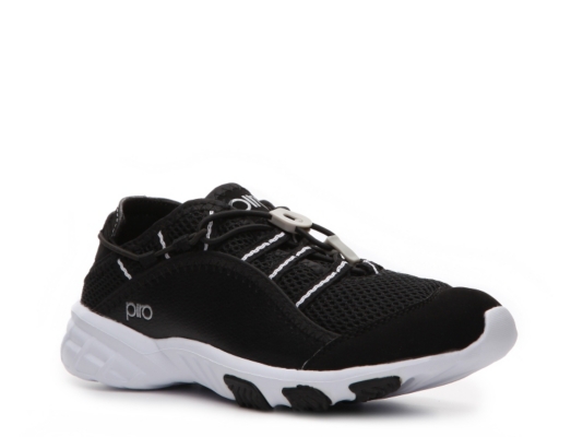 Piro Women's Walking Shoe