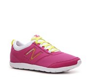 New Balance Women's 735 Walking Shoe