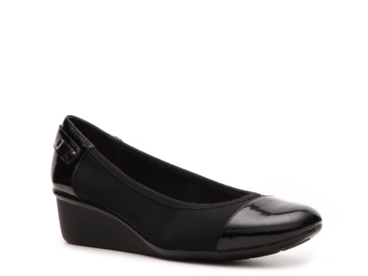 Bandolino Danae Wedge