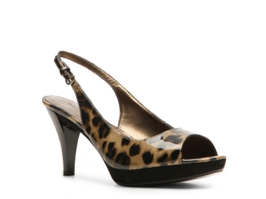 Bandolino Kastle Leopard Platform Sandal