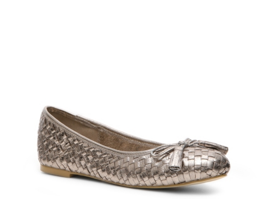 Elliott Lucca Stacey Flat
