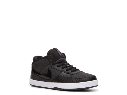 Nike Mavrik Mid 3 Boys' Youth Skate Shoe