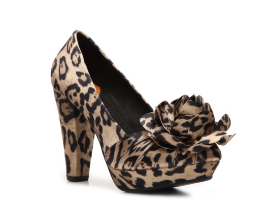 Rocket Dog Simona Pump