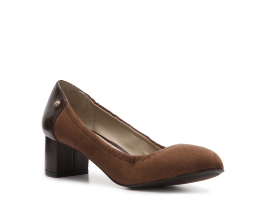 Ellen Tracy Parrie Pump