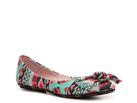 Betsey Johnson Saturn Flat