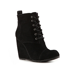 dv8 blythe whipstitch wedge bootie