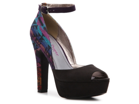Pink & Pepper Leilla Print Pump