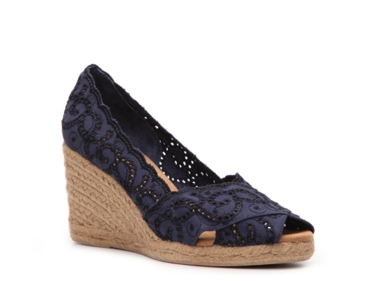 White Mountain Matador Wedge Pump