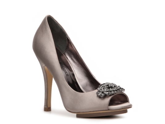 Audrey Brooke Aubrey Pump