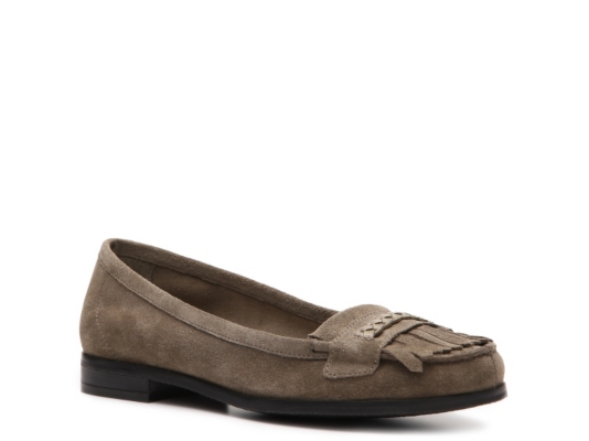 Liz Claiborne Fay Moc