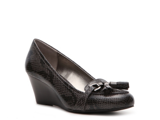 Liz Claiborne Kylie Wedge Pump