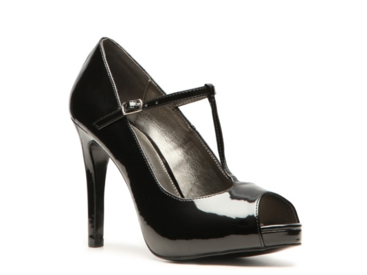 Audrey Brooke Ivy Pump