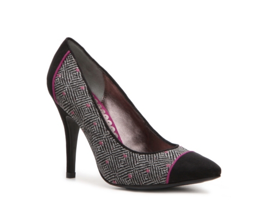 Lulu Townsend Owen Tweed Pump
