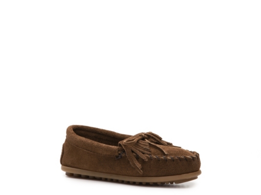 Minnetonka Kilty Girls' Toddler & Youth Moccasin