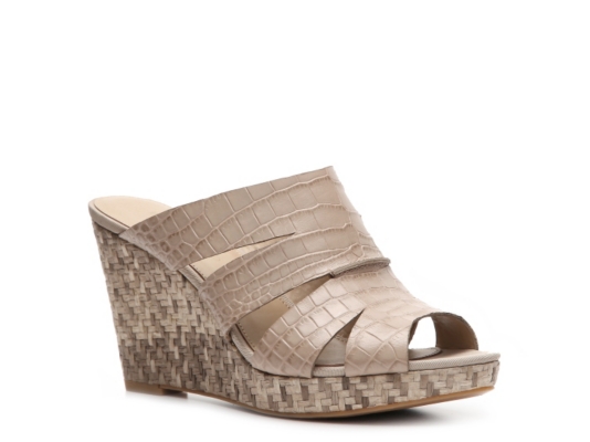 Bandolino Avarnah Wedge Sandal
