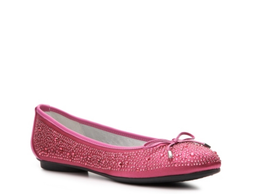 Adrienne Vittadini Cathi Flat