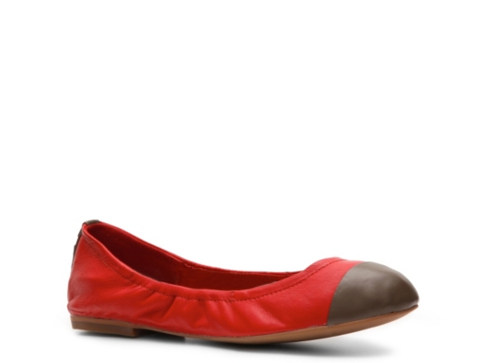 Steve Madden Favoryte Flat