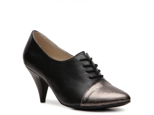 C Label Vicky-11 Oxford Pump