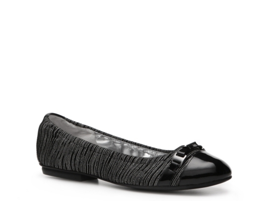 Tahari Veronica Flat