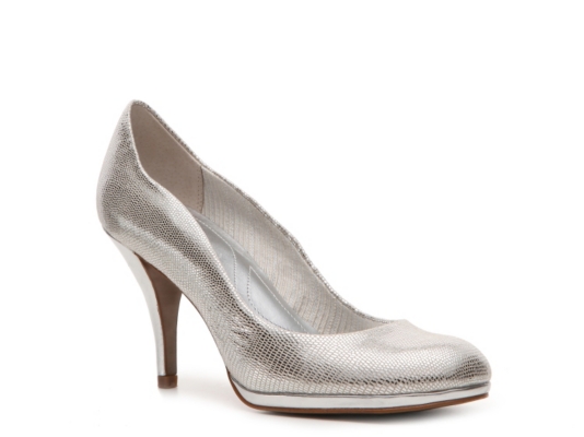Tahari Colette Metallic Pump
