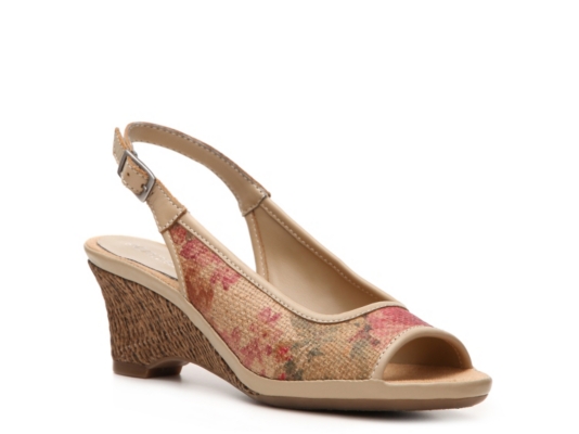 Aerosoles Dozen Roses Wedge Sandal