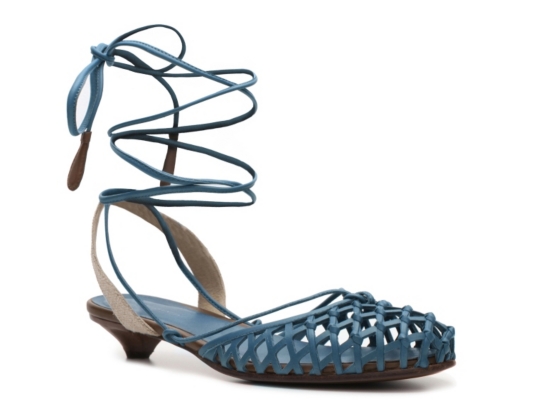 Bottega Venetta Woven Leather Cutout Pump