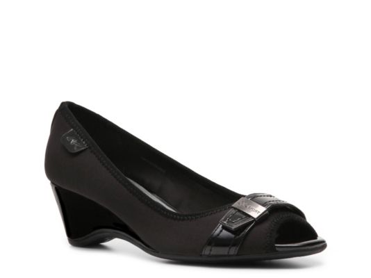 AK Anne Klein Teala Wedge Pump