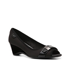 anne klein active pumps
