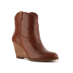 bandolino wendy bootie