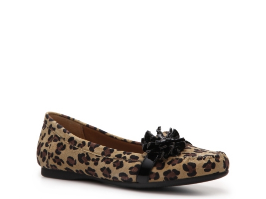 Anne Klein Kenton Flat