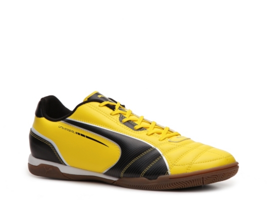 Puma Universal IT Indoor Soccer Sneakers