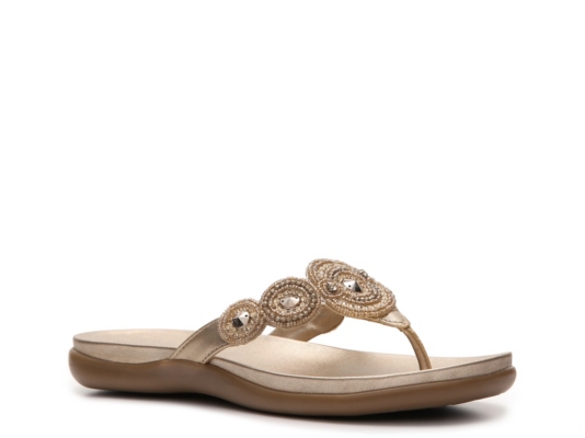 Kenneth Cole Reaction Wear The Glam Flat Sandal