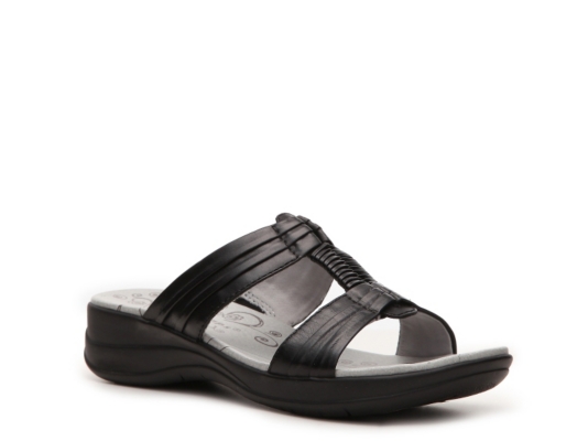 Bare Traps Justee Wedge Sandal