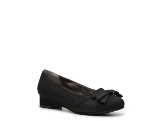 Kenneth Cole Reaction Color Gleam Girls' Youth Dress Shoe